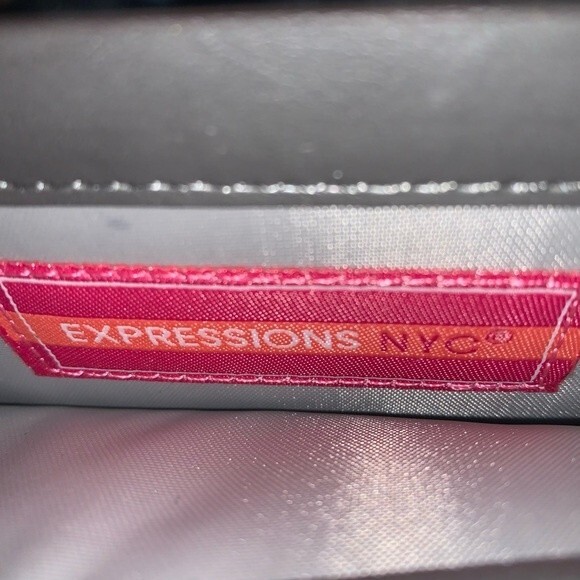 Silver Sequin Clutch Wallet Women’s Card Holder 2 Section Flippy Expressions - Picture 5 of 7